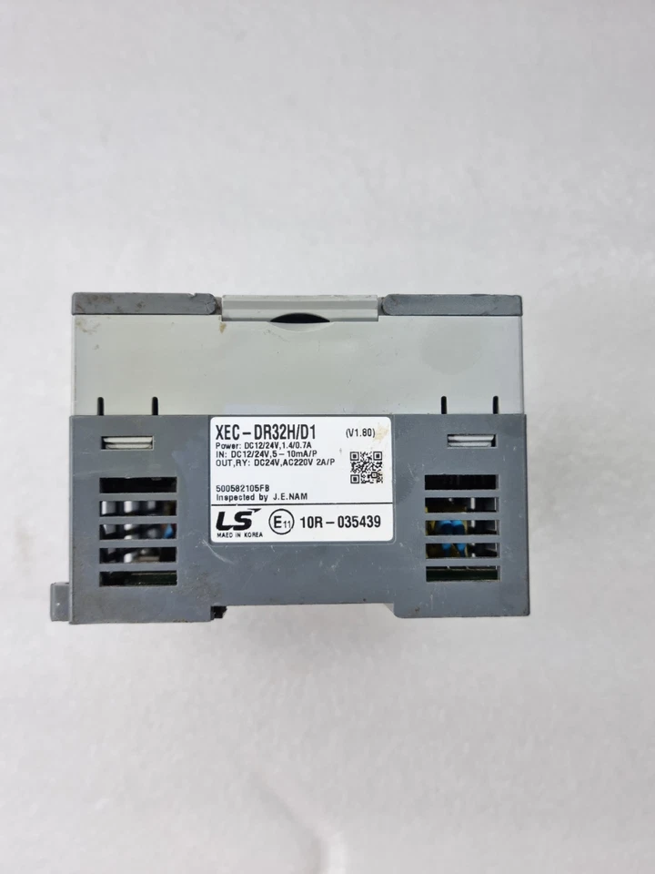 LS XGB XEC-DR32H/D1 CPU WITH XBF-AD04A A/D CONVERTER (USED)